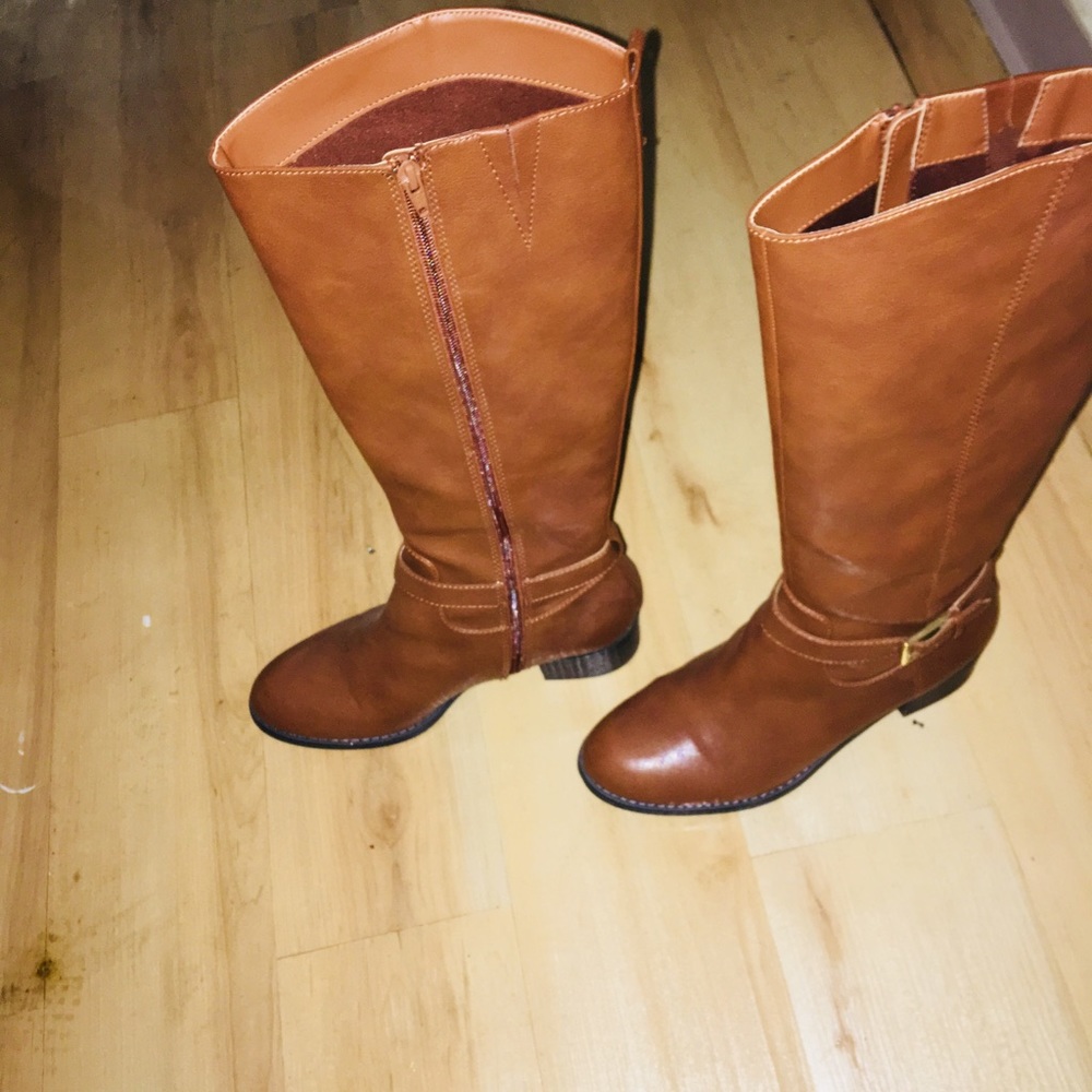 Old Navy Leather Brown winter boots